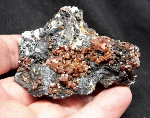 Vanadinite on matrix - 2.75",