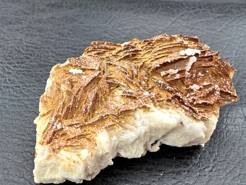 Red vanadinite crystals - crystals, on