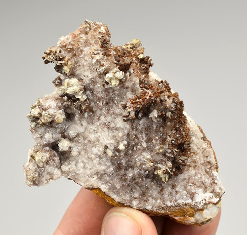 Vanadinite on - vanadinite,